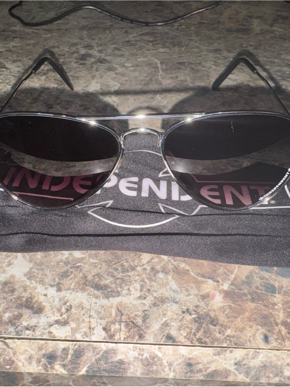Men's Aviator Sunglasses in Black - Independent brand